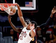 FIFA世界杯-米切尔42+7三分骑士惜败老鷹(yīng) 杰伦29+12+12沃克28分