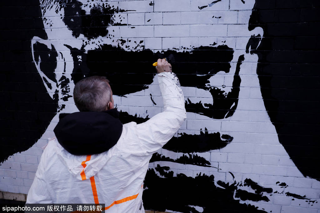 世界杯平台-厄德高的回归：阿森纳中场的选择与未来挑战